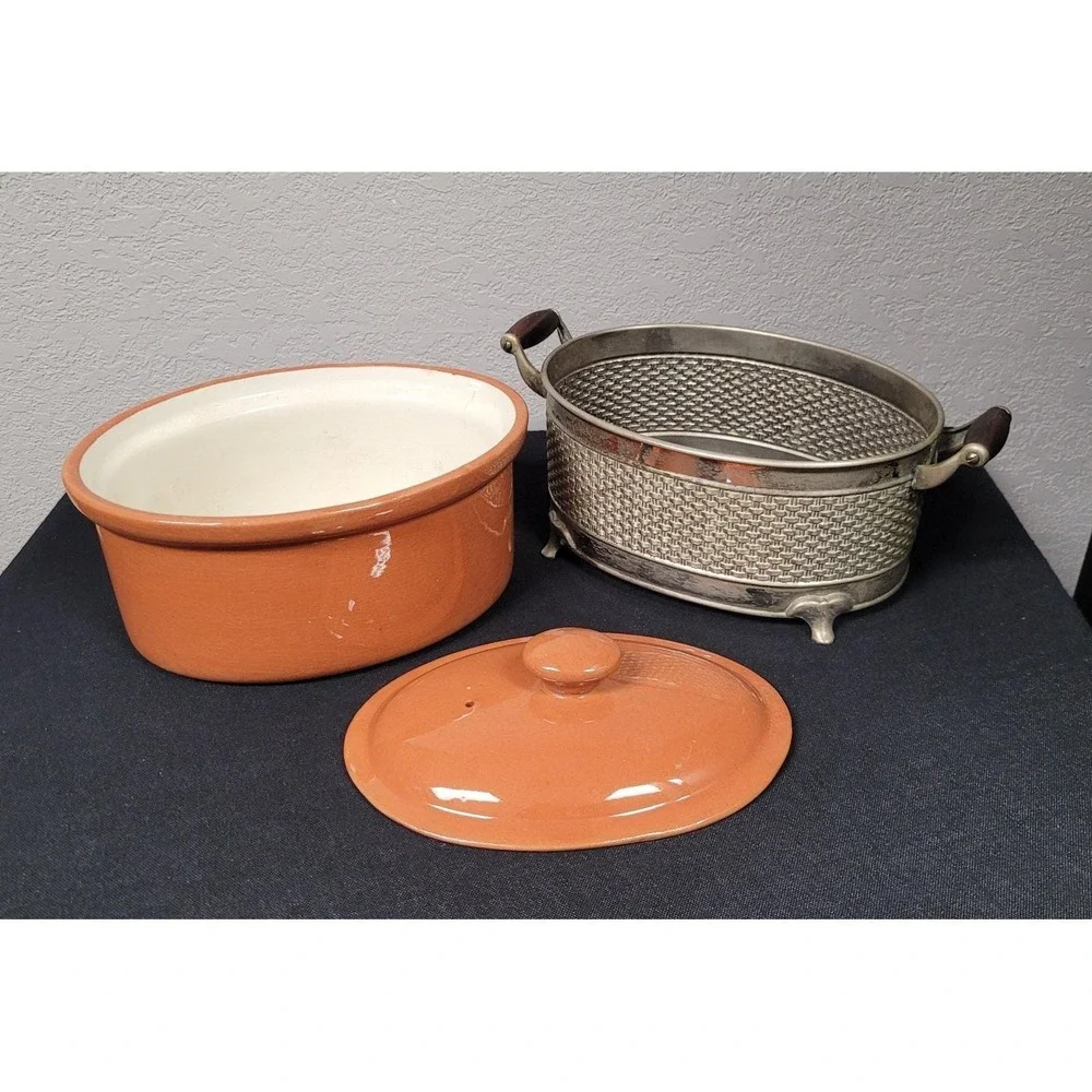 Guernsey Cooking Ware Stoneware Bean Pot Casserole Dish w/ Metal Carrier 1940s